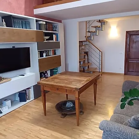 Charming Flat In *